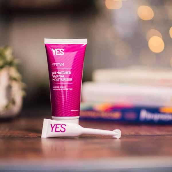 Yes VM Natural Vaginal Moisturiser Cheeky Wipes UK