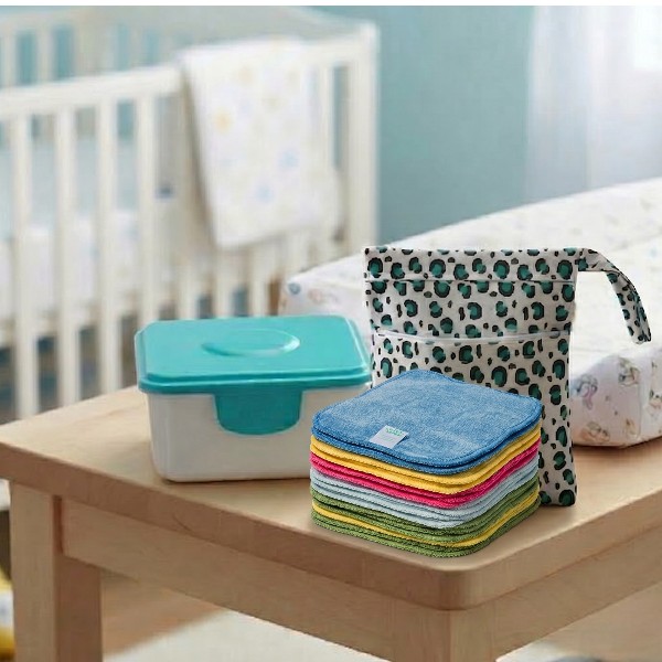 Cheeky Baby Wipes – Kit Salviette Lavabili In Cotone 25 Pezzi 15x15 Cm – Con Contenitori E Oli Essenziali – Ecologico E Riutilizzabile - 3
